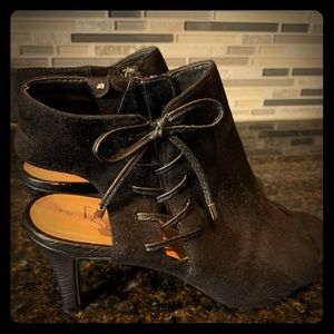 Black Open toe Boots